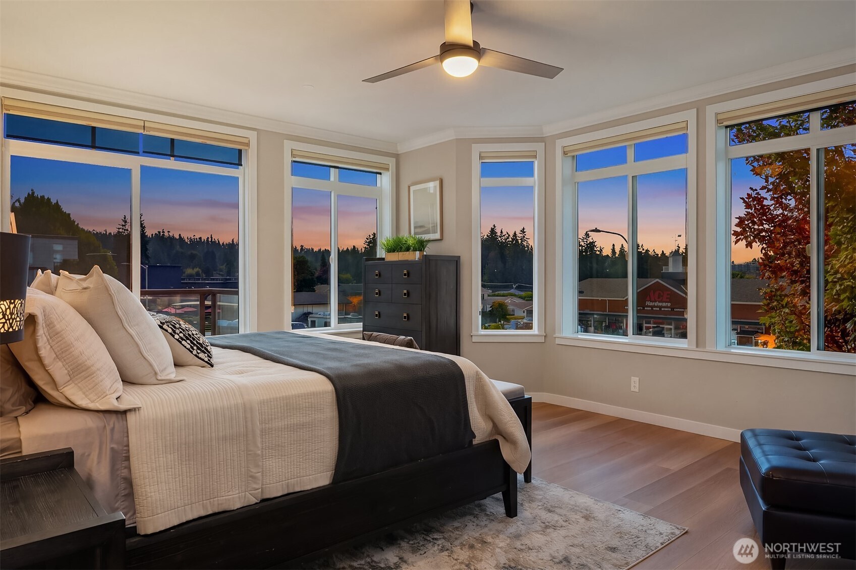 505 5th Avenue S Unit: 305