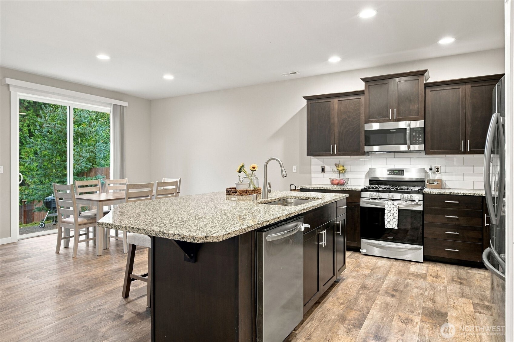 3310 103rd Drive NE