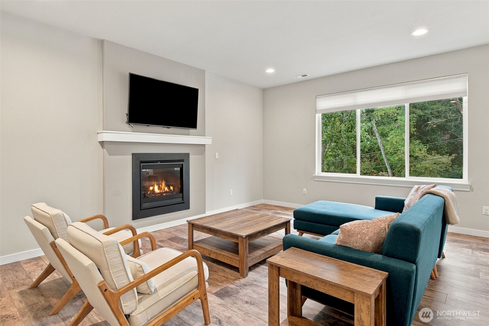 3310 103rd Drive NE