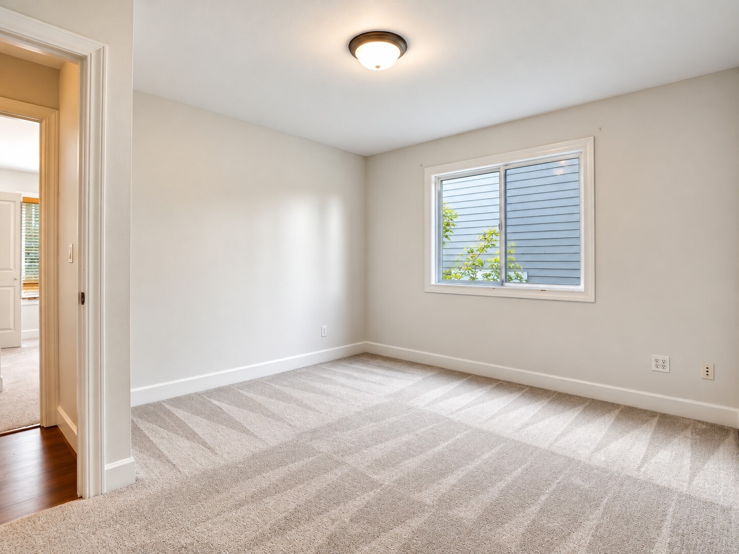 1965 16th Court NE