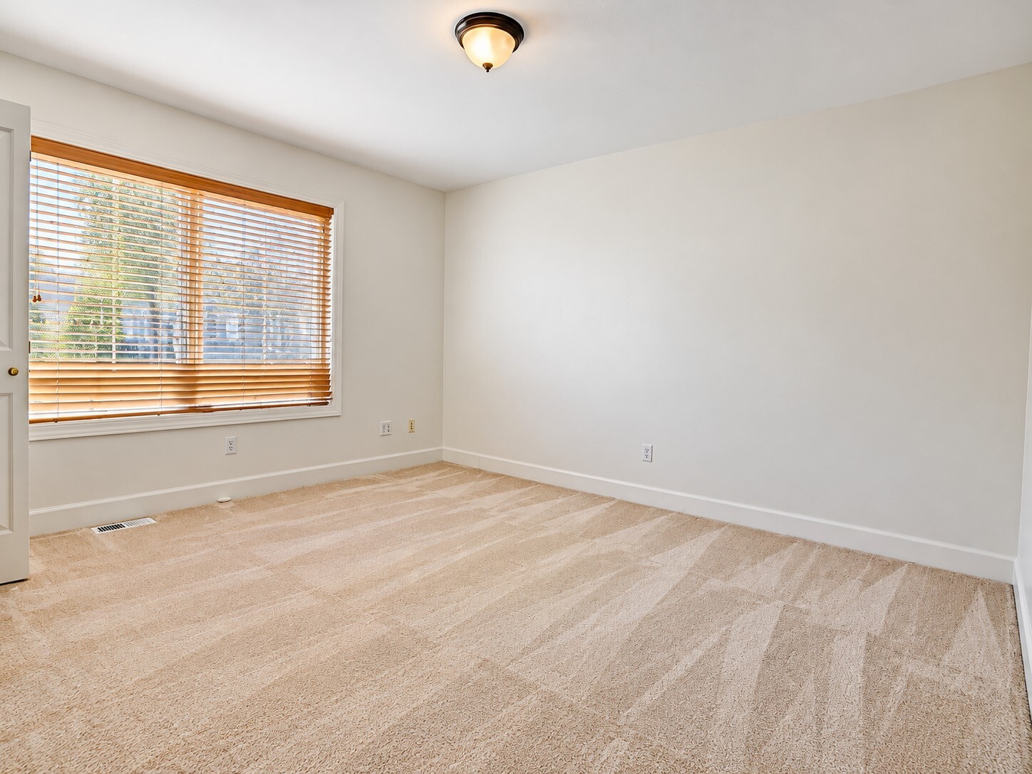 1965 16th Court NE