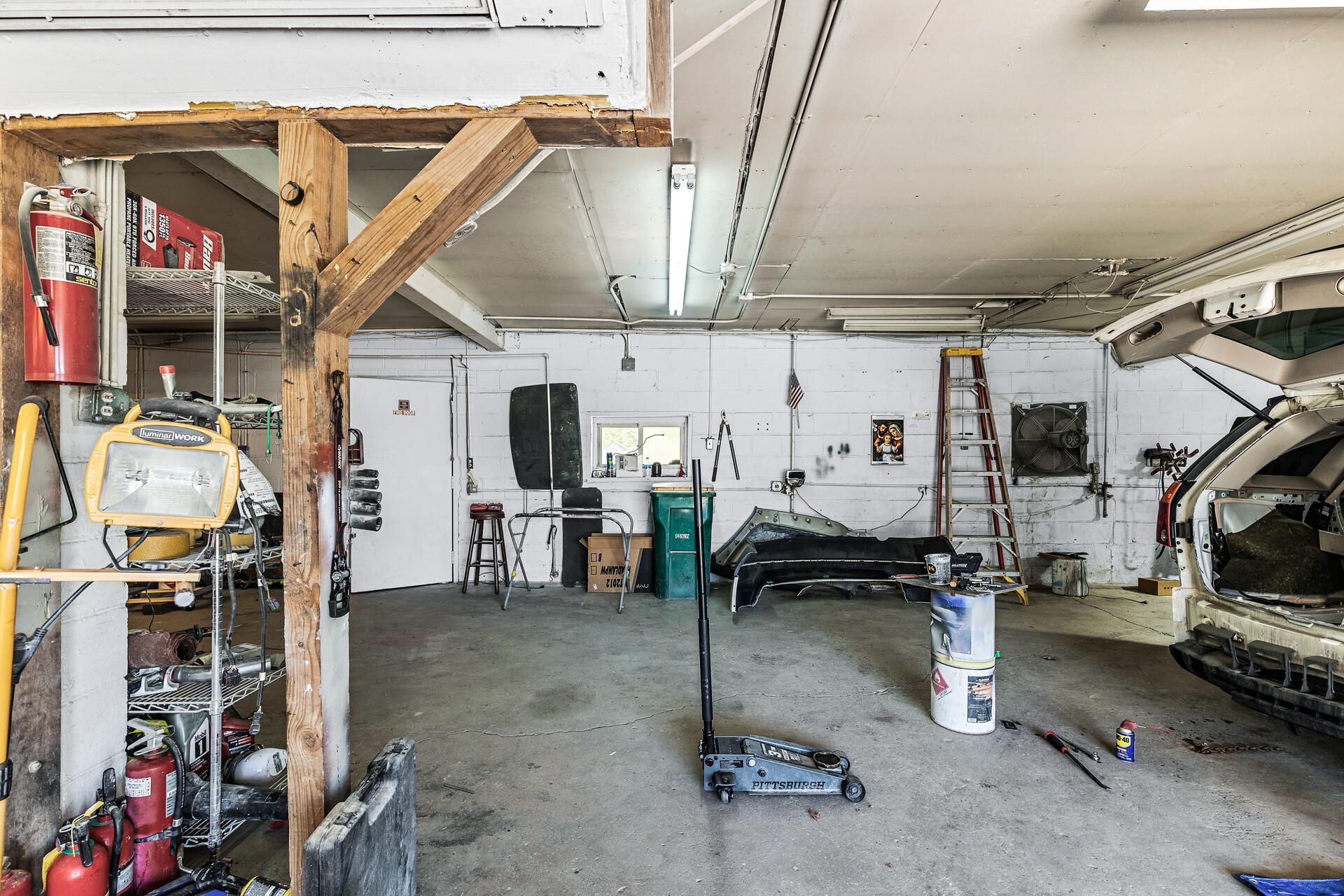 8370 Pierce Street NE