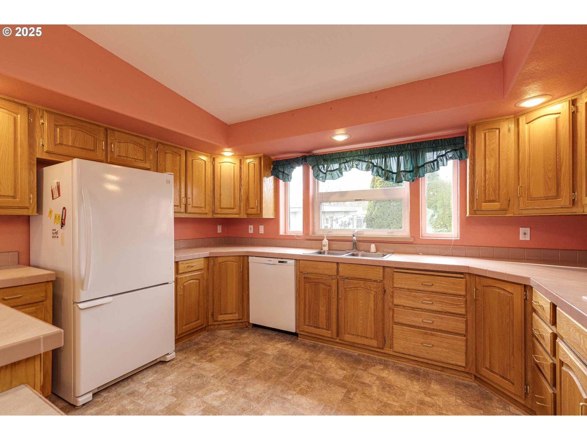 1156 SW WESTVALE ST, McMinnville