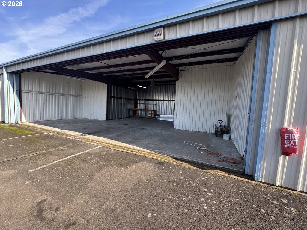 McMinnville Airport D-3, McMinnville Unit: D-3