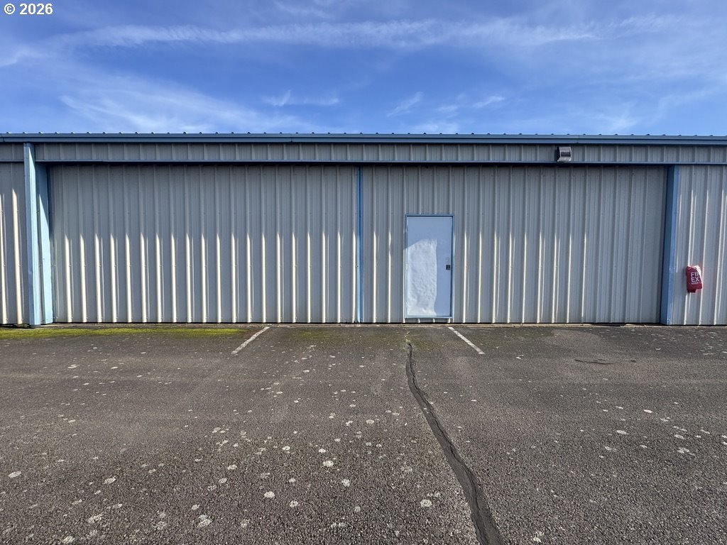 McMinnville Airport D-3, McMinnville Unit: D-3