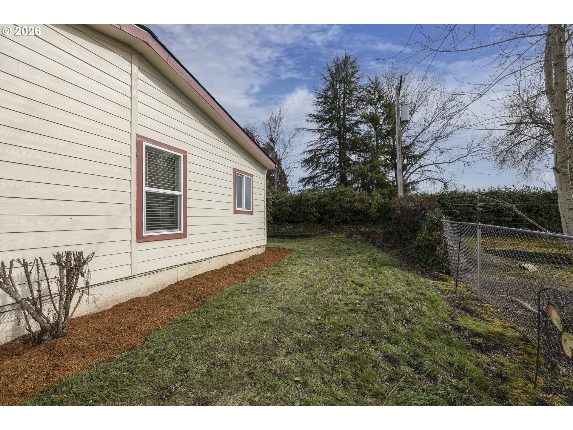 655 NE BURNETT RD 9, McMinnville Unit: 9