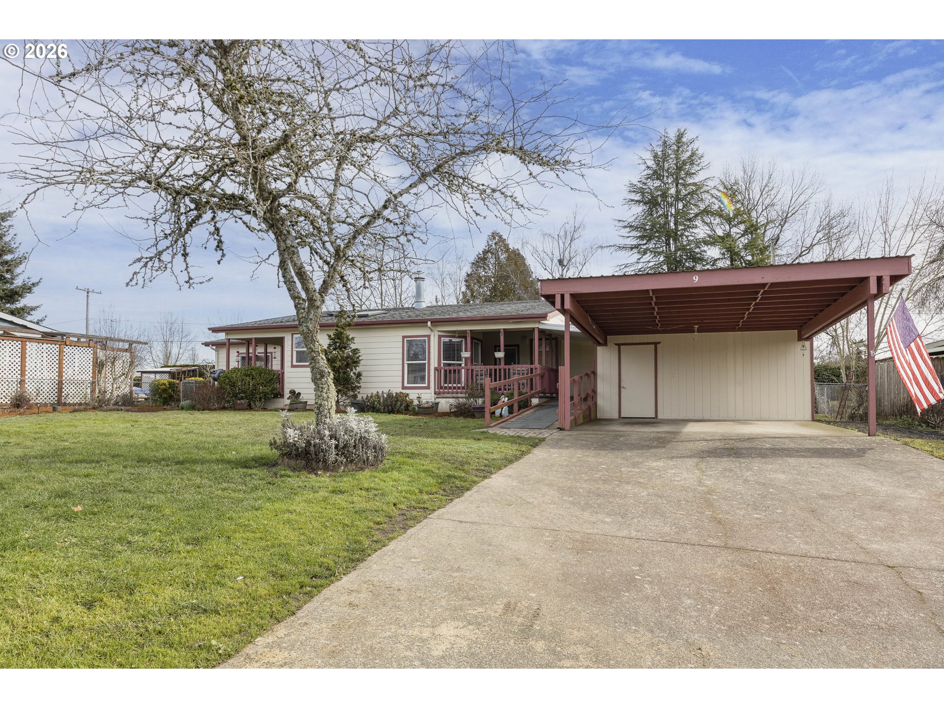 655 NE BURNETT RD 9, McMinnville Unit: 9