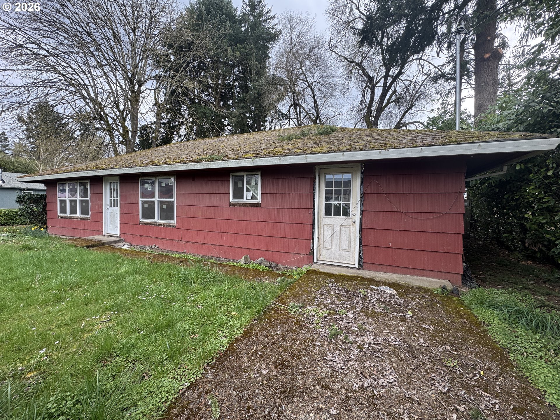 211 SHERMAN ST