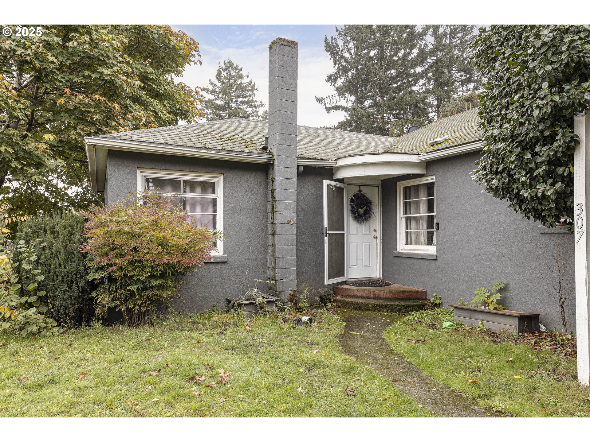 307 SHERMAN ST, Amity