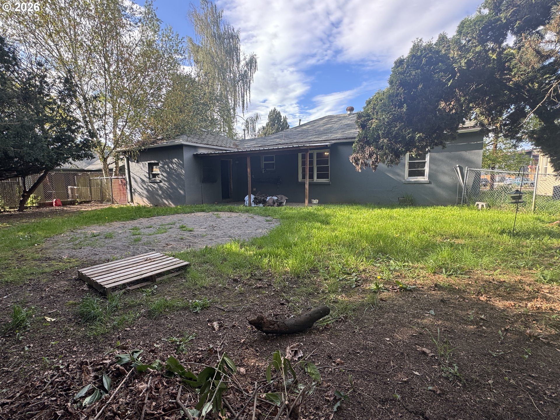 307 SHERMAN ST, Amity