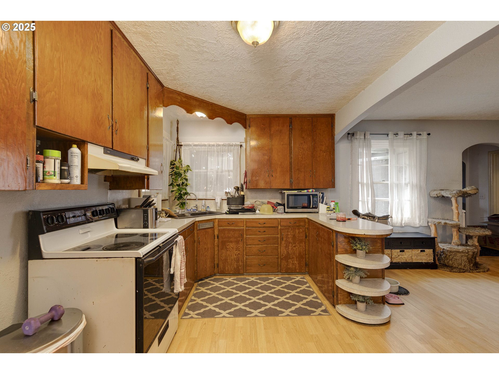307 SHERMAN ST, Amity