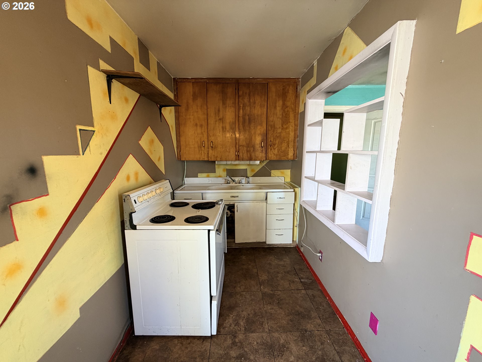 107 5TH ST