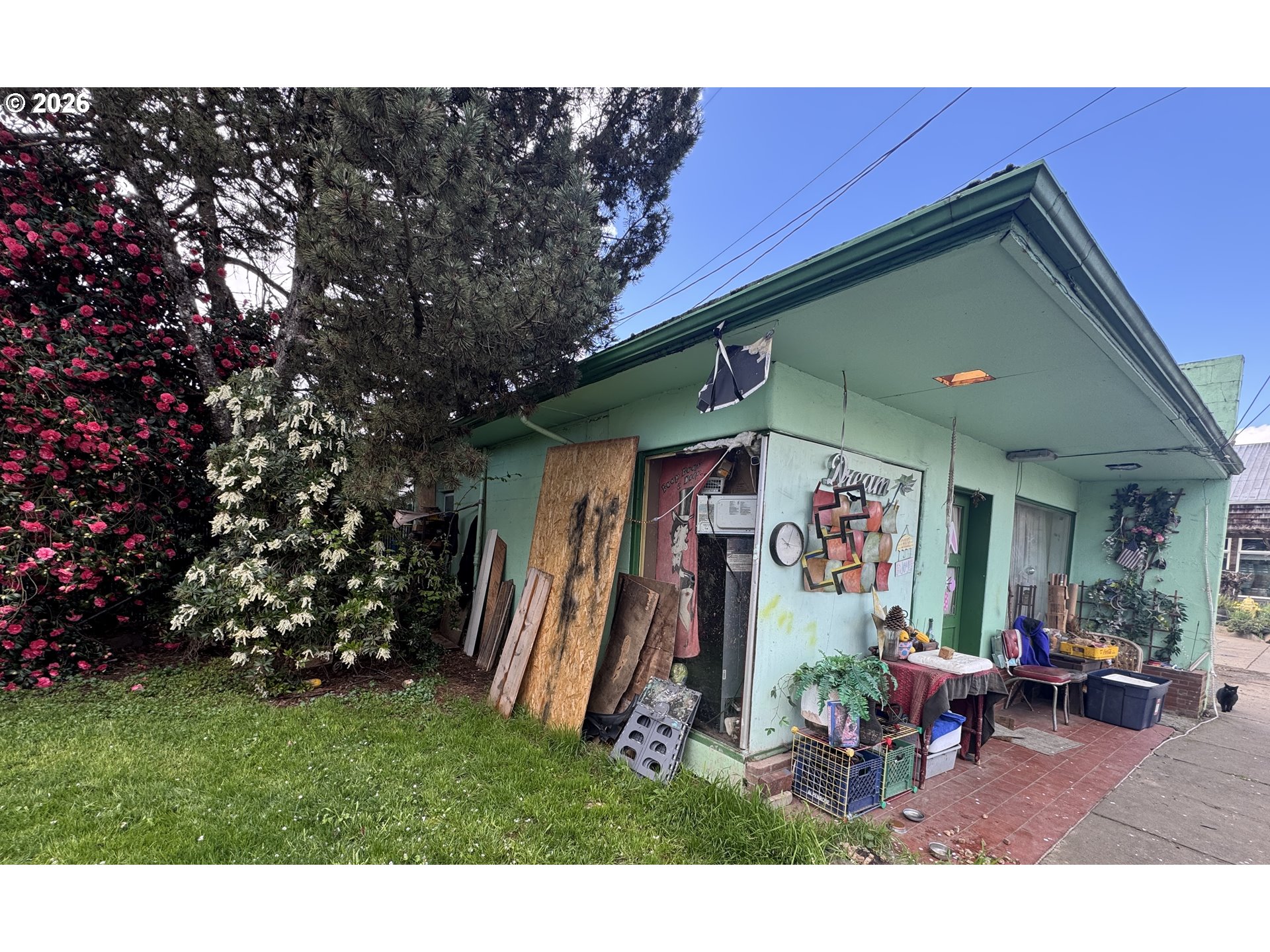 107 5TH ST