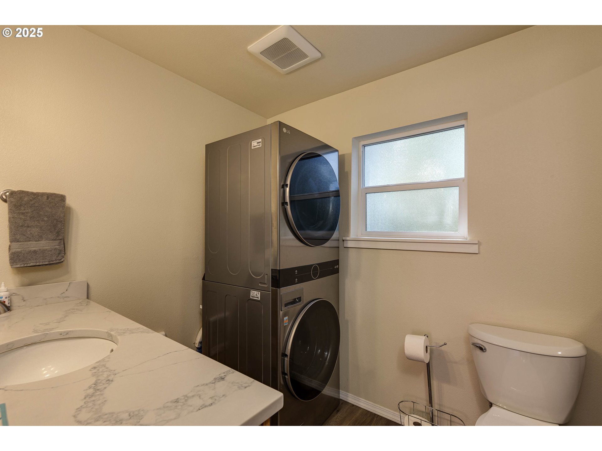 19800 SW BRIEDWELL RD, McMinnville