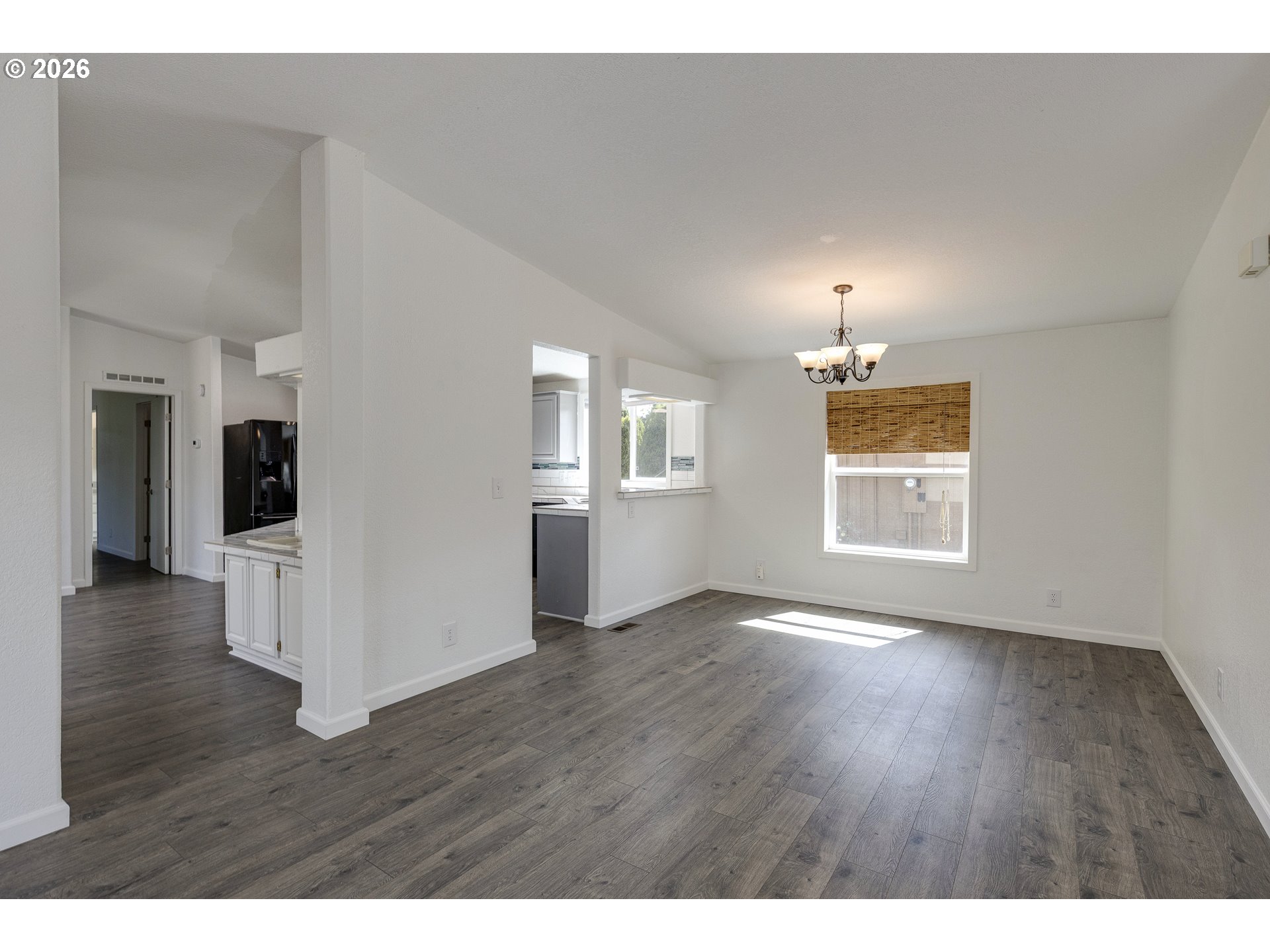 1145 SW CYPRESS ST 100, McMinnville Unit: 100