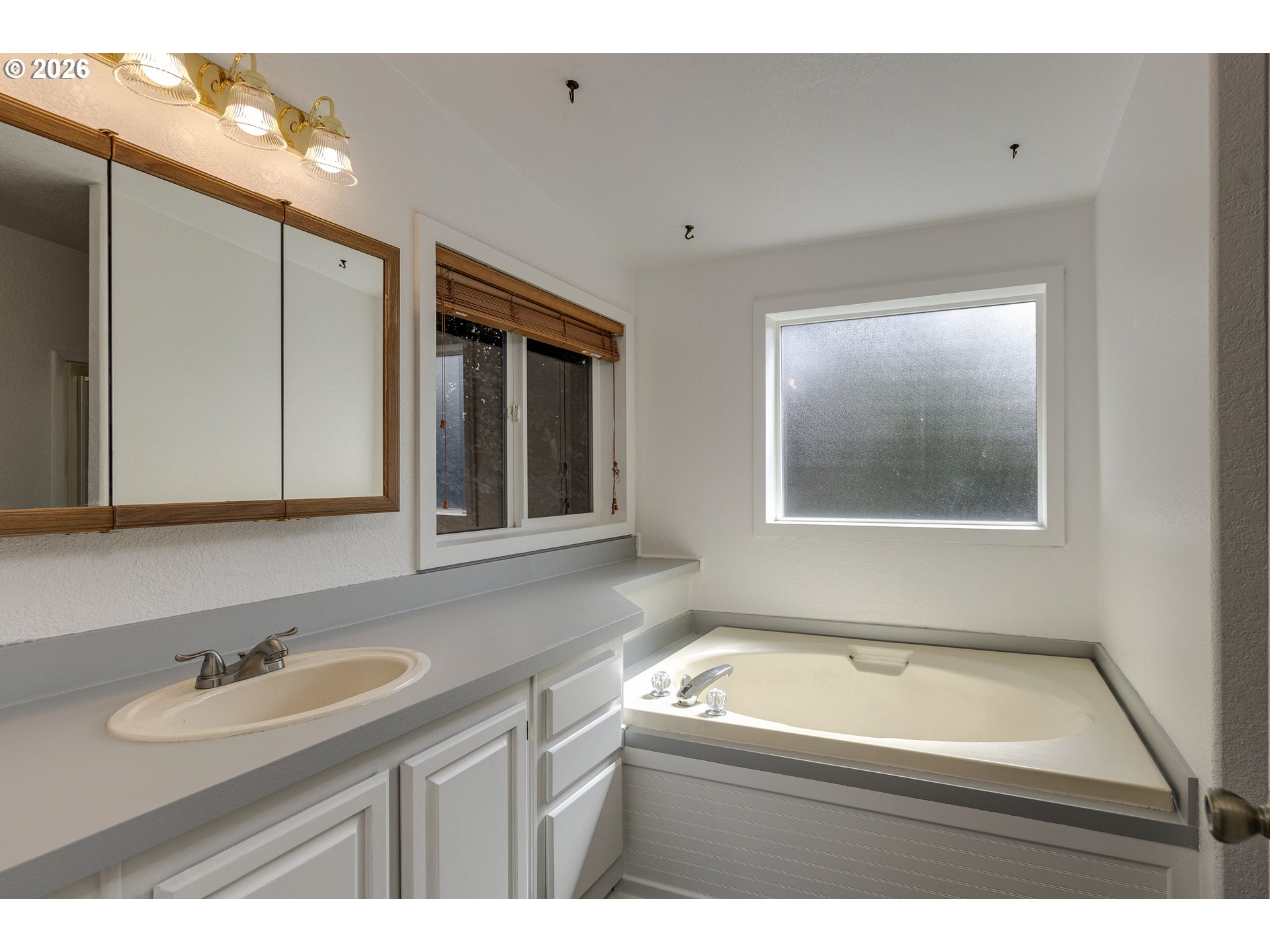 1145 SW CYPRESS ST 100, McMinnville Unit: 100