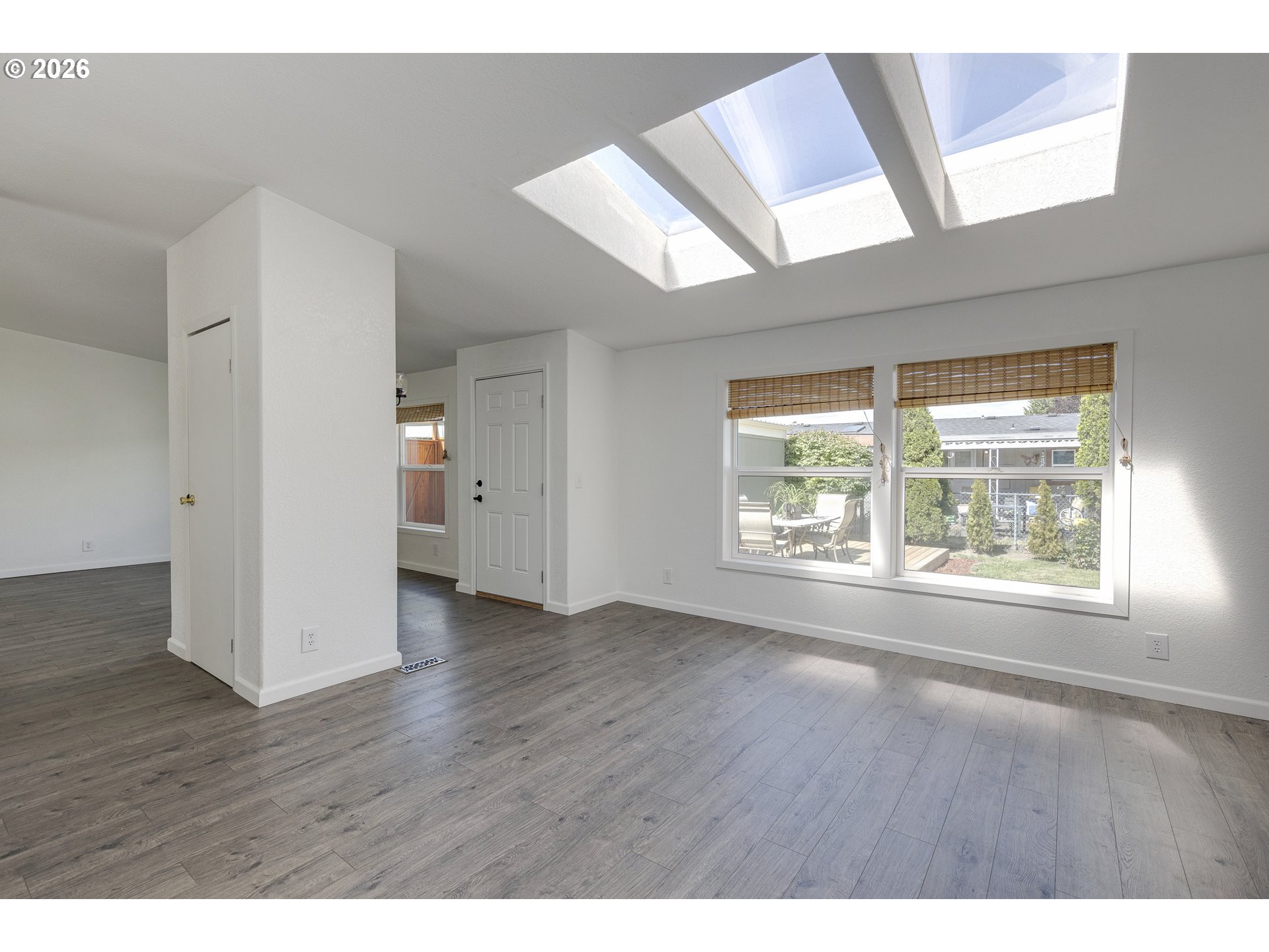 1145 SW CYPRESS ST 100, McMinnville Unit: 100