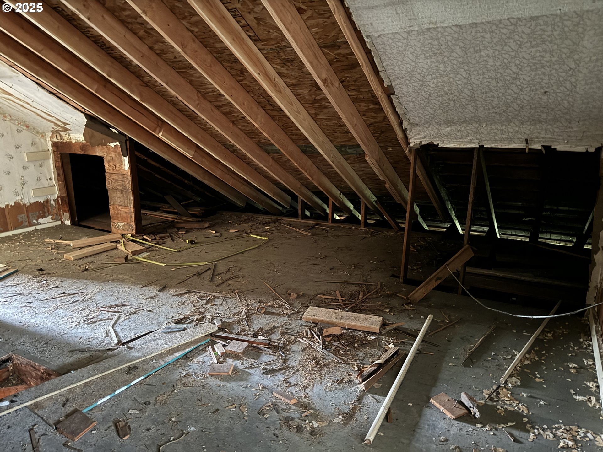 240 SE DAVIS ST, McMinnville