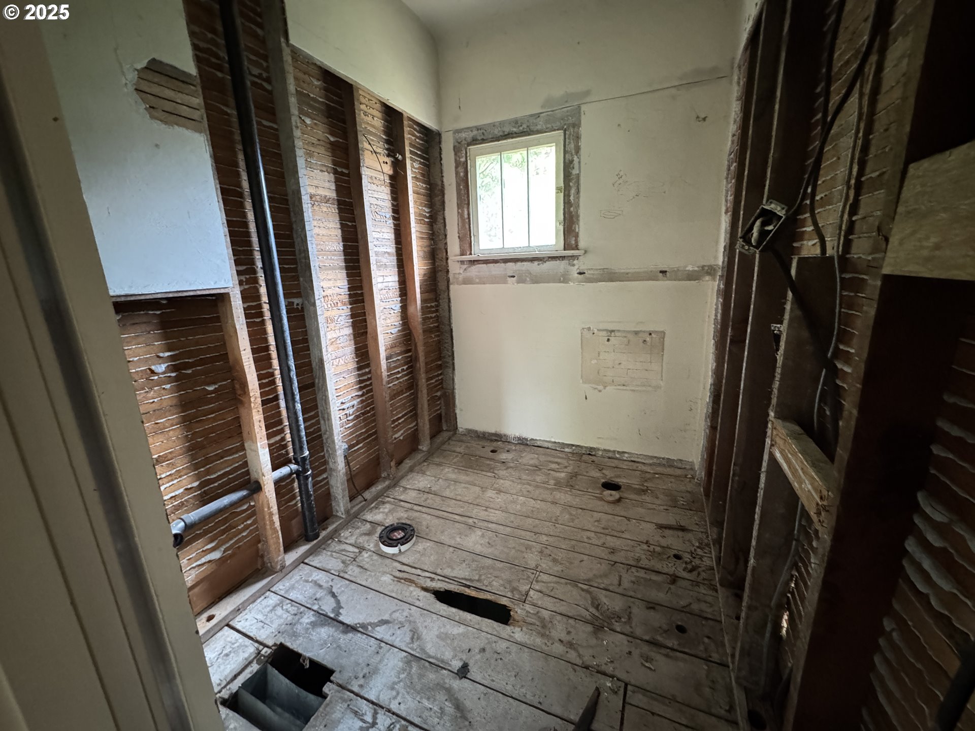 240 SE DAVIS ST, McMinnville