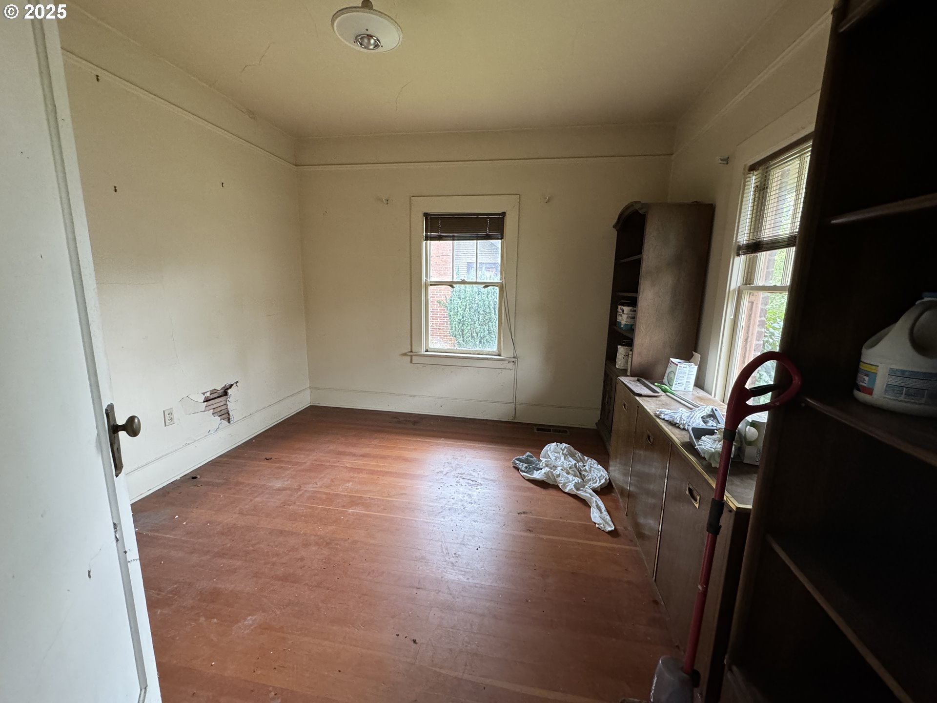 240 SE DAVIS ST, McMinnville