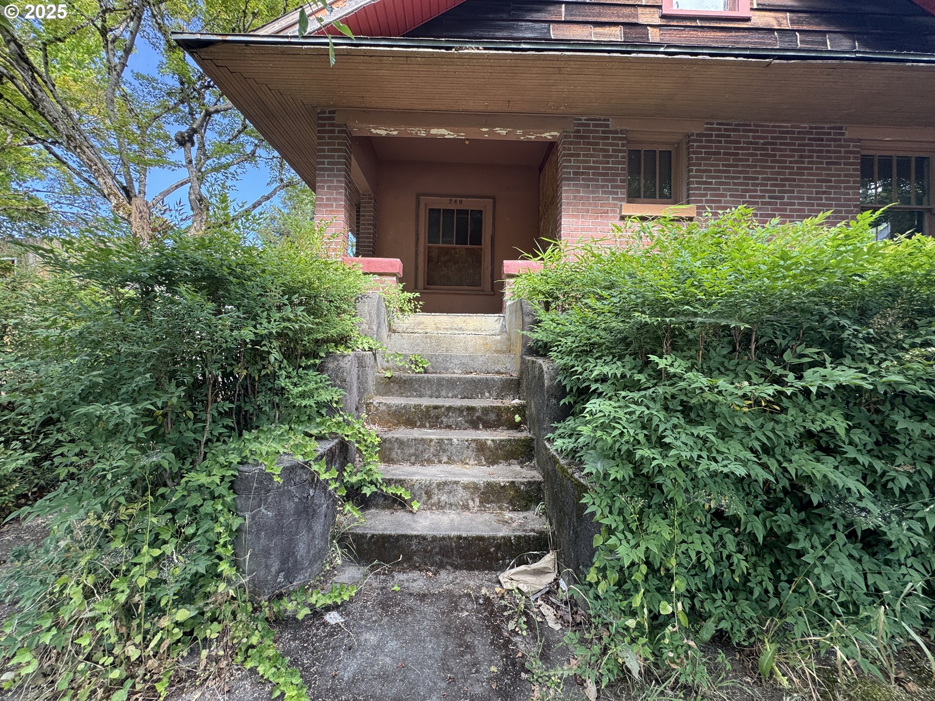 240 SE DAVIS ST, McMinnville