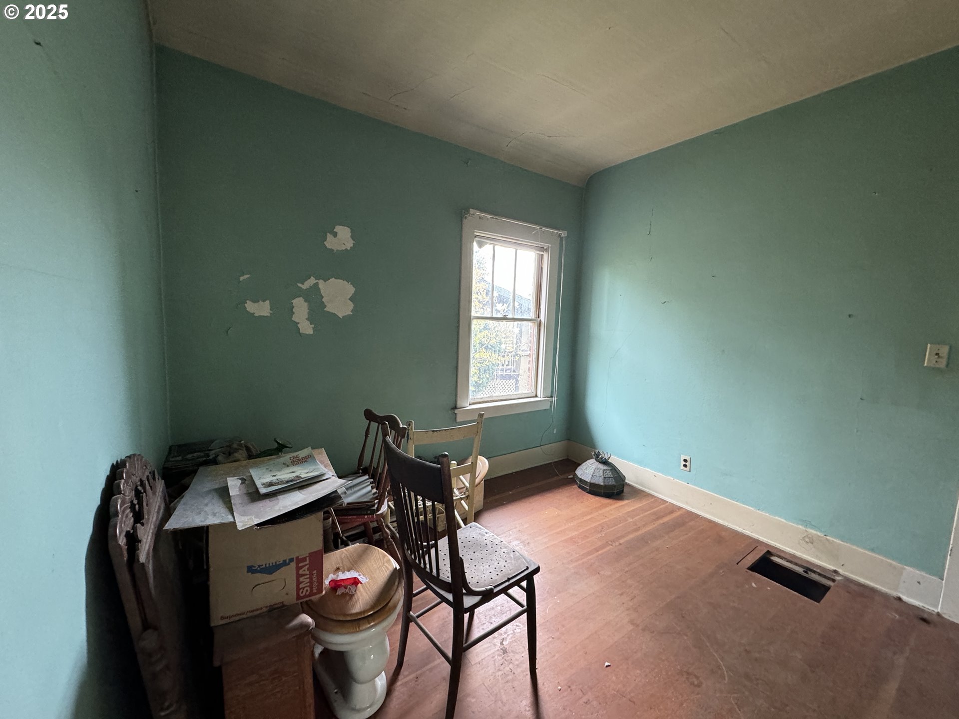 240 SE DAVIS ST, McMinnville