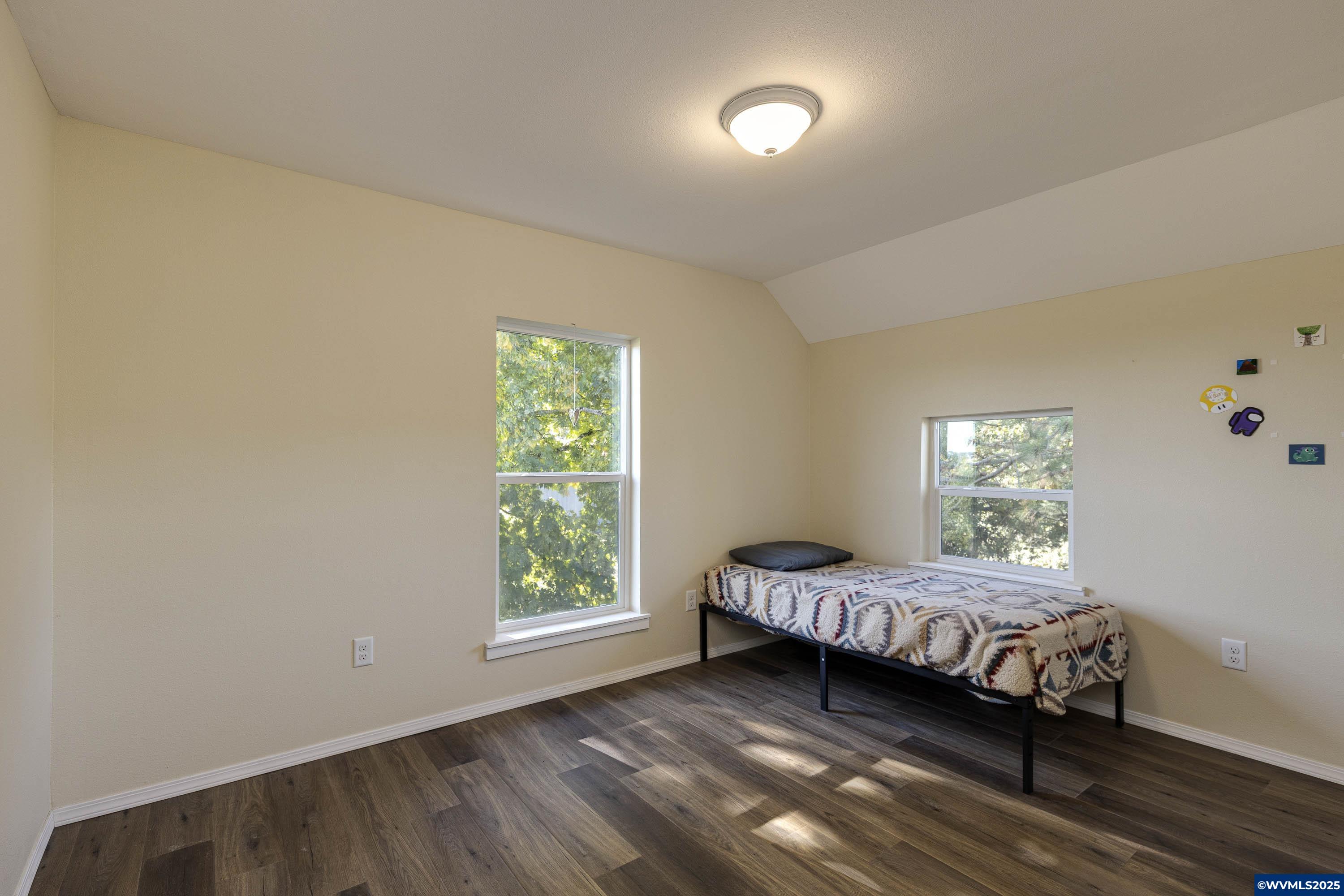 19800 SW Briedwell Rd