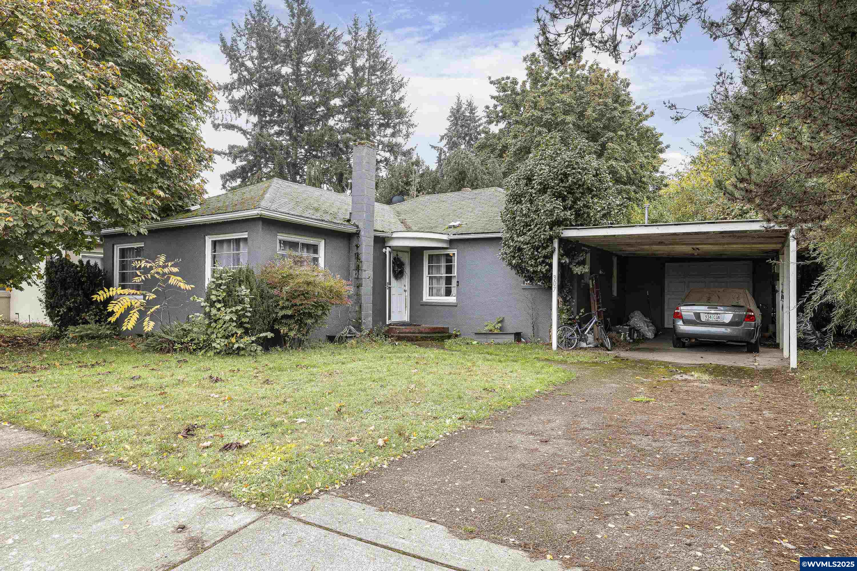 307 Sherman St