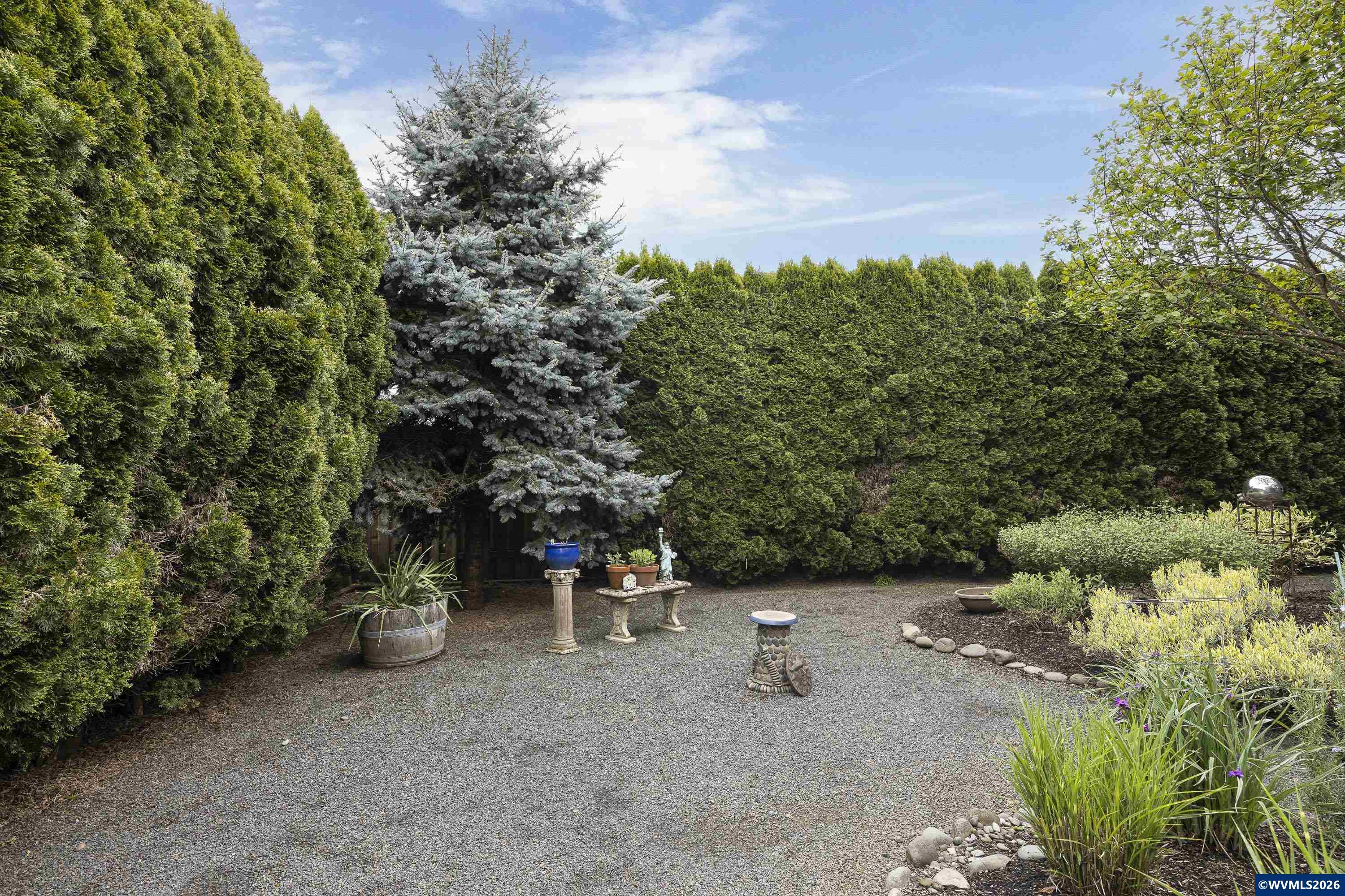 1450 NE Kerry Ct