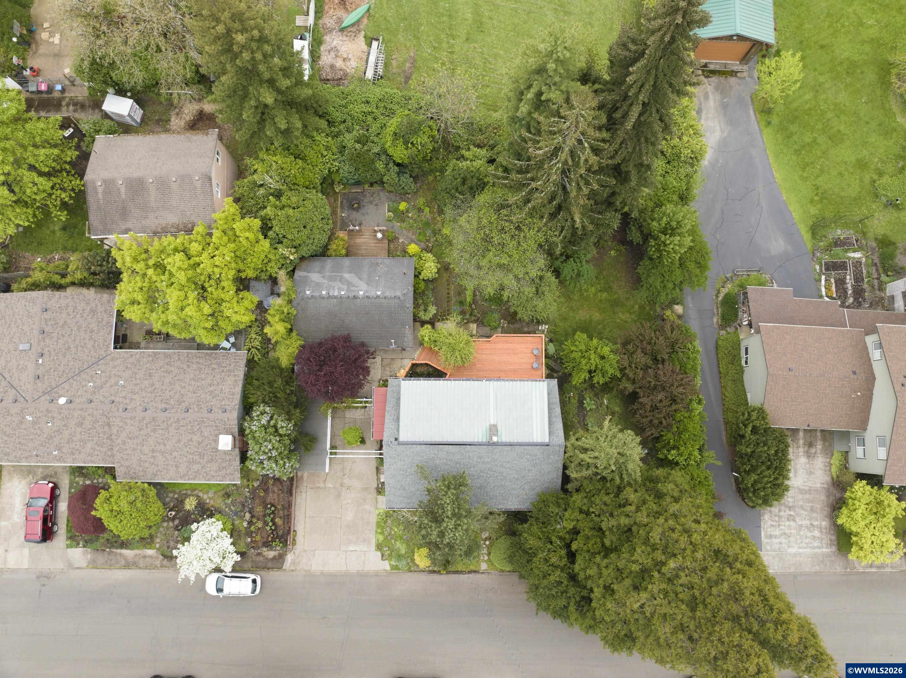 540 NW 9th St