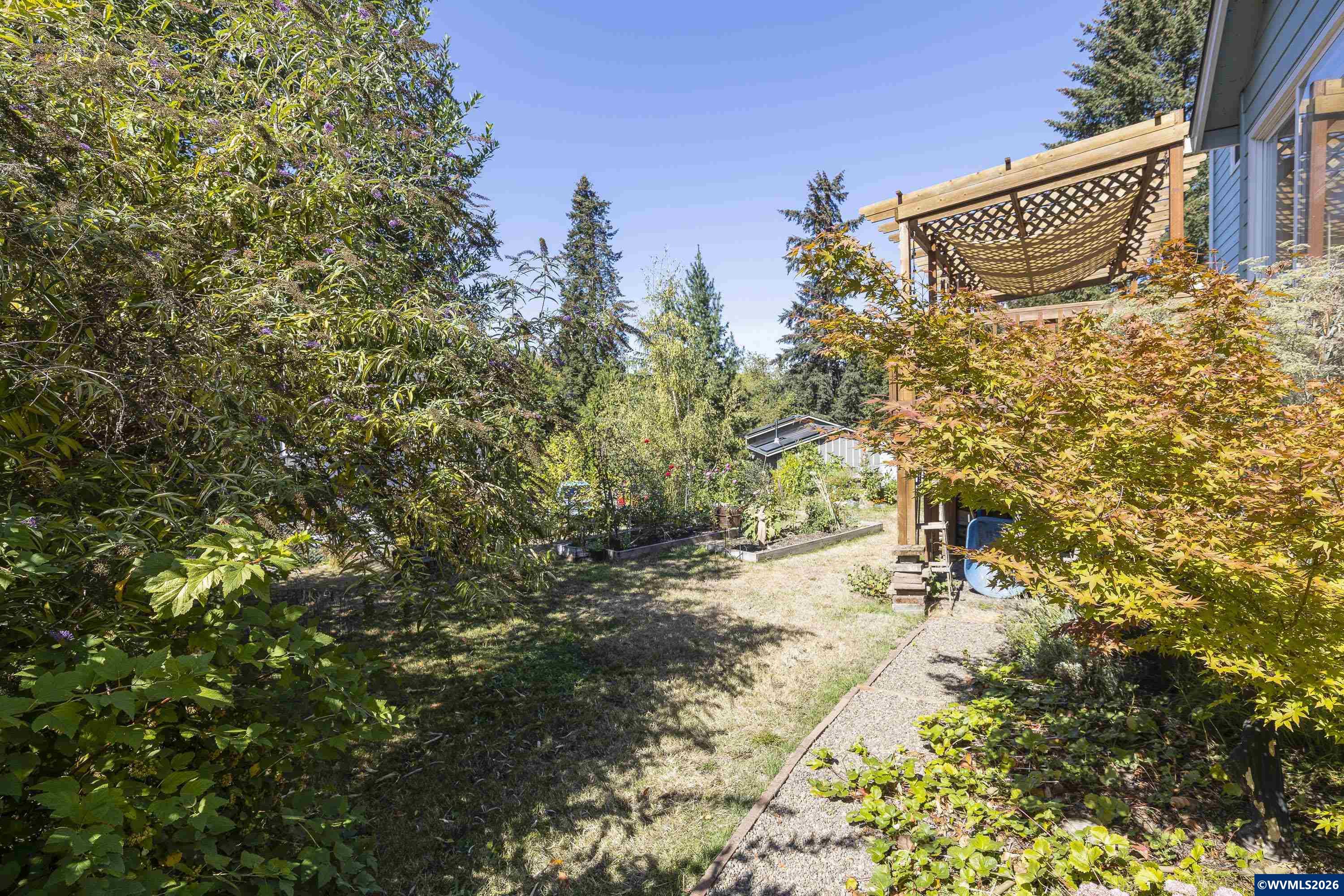 515 SE Palmer Ln