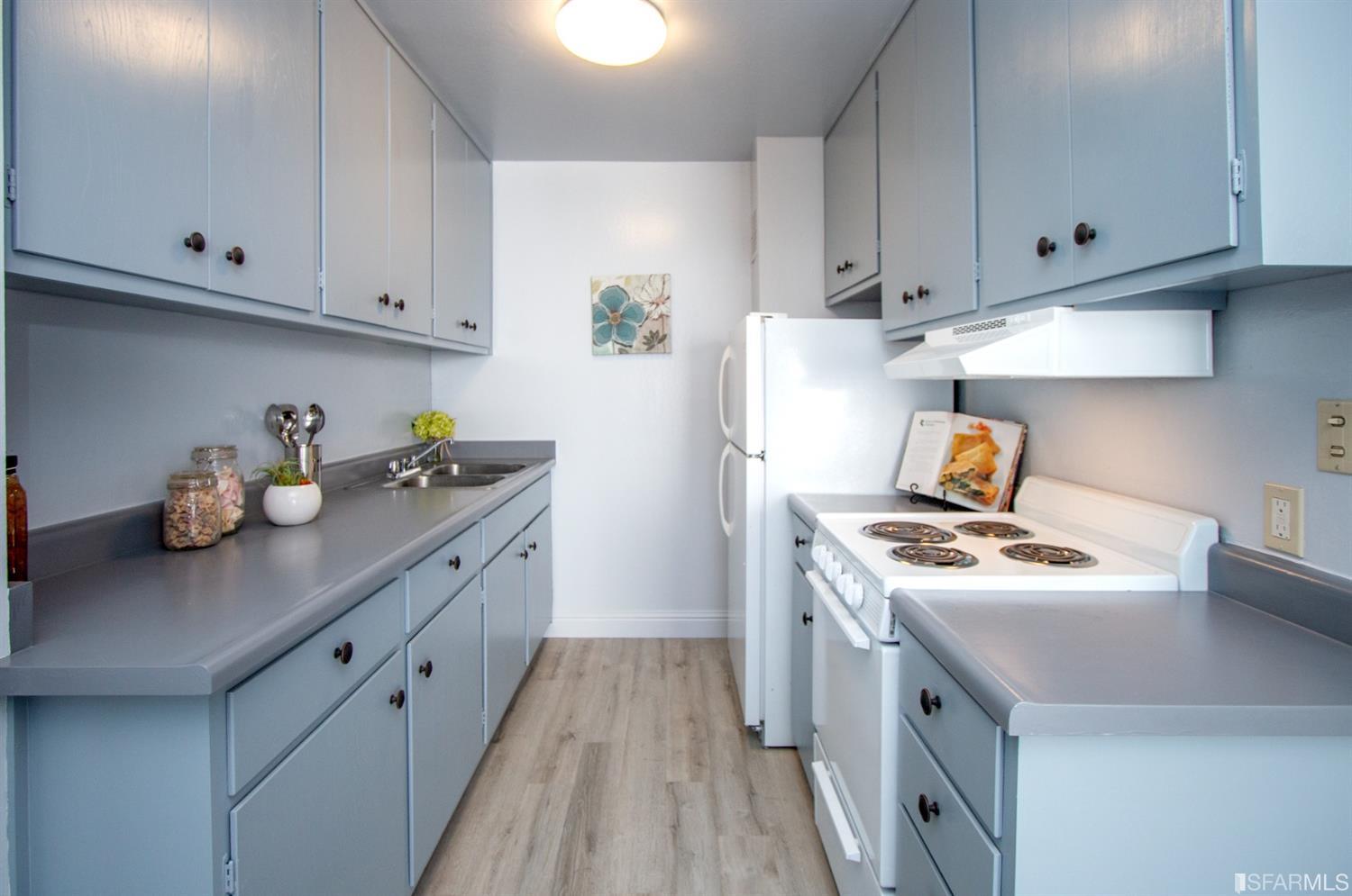 1465 Laguna Street Unit: 2