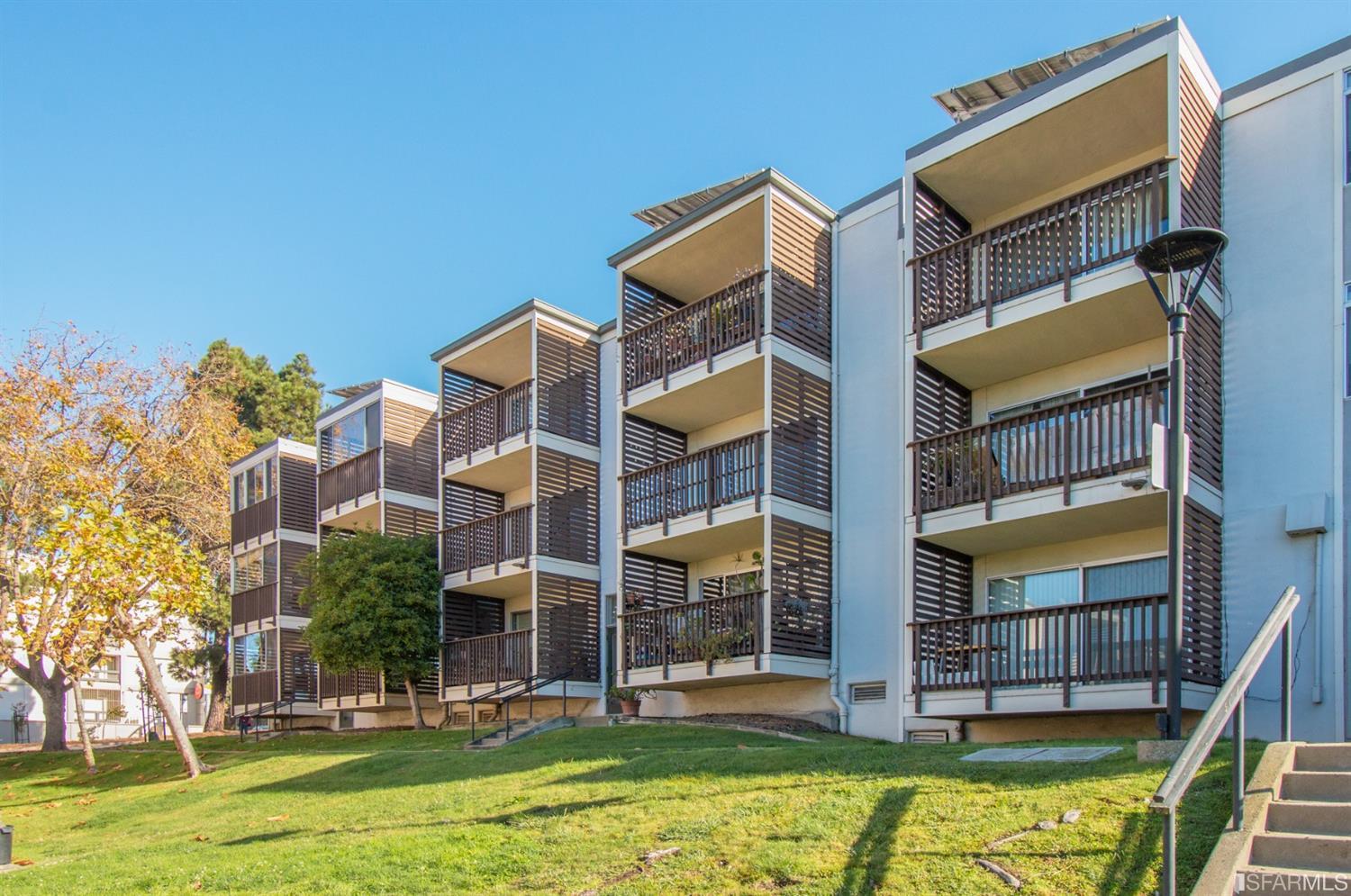 1465 Laguna Street Unit: 2