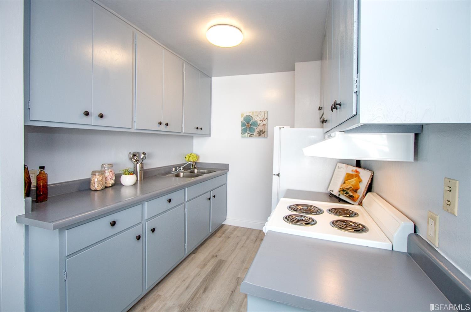 1465 Laguna Street Unit: 2