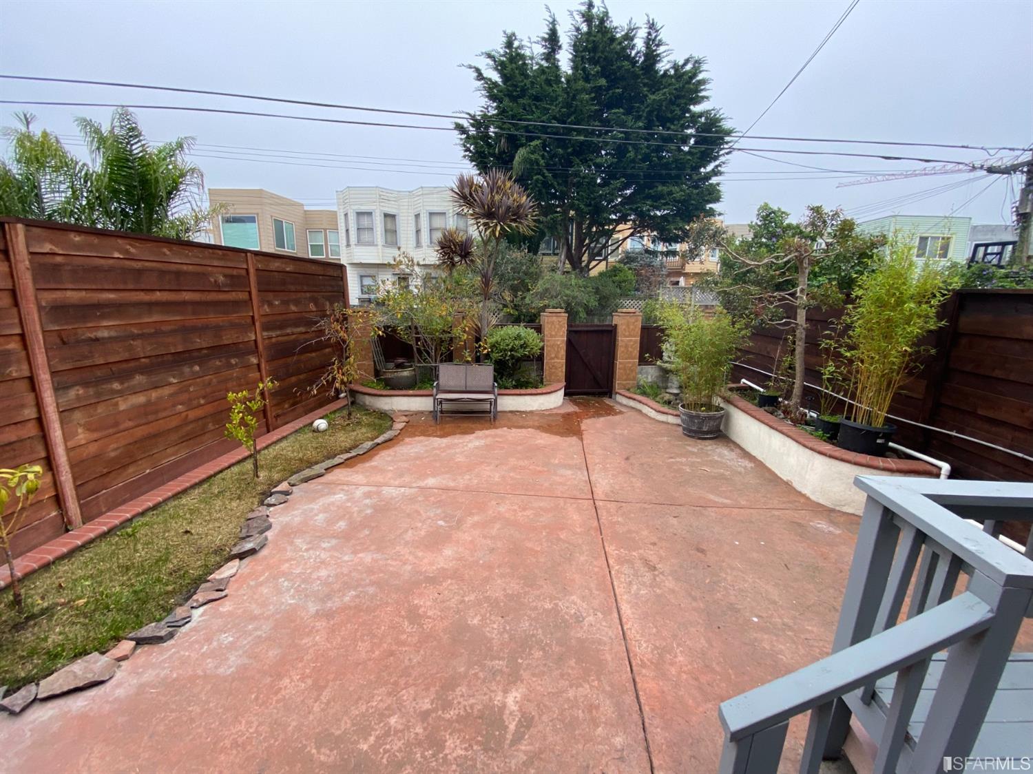 431 Capistrano Avenue