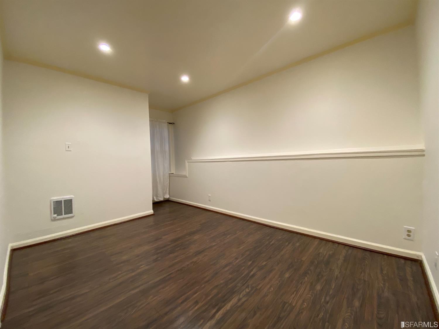 431 Capistrano Avenue
