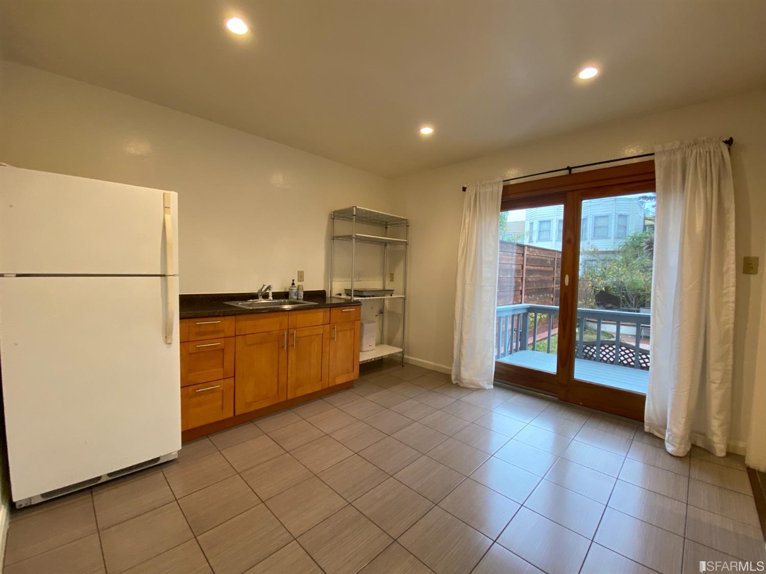431 Capistrano Avenue