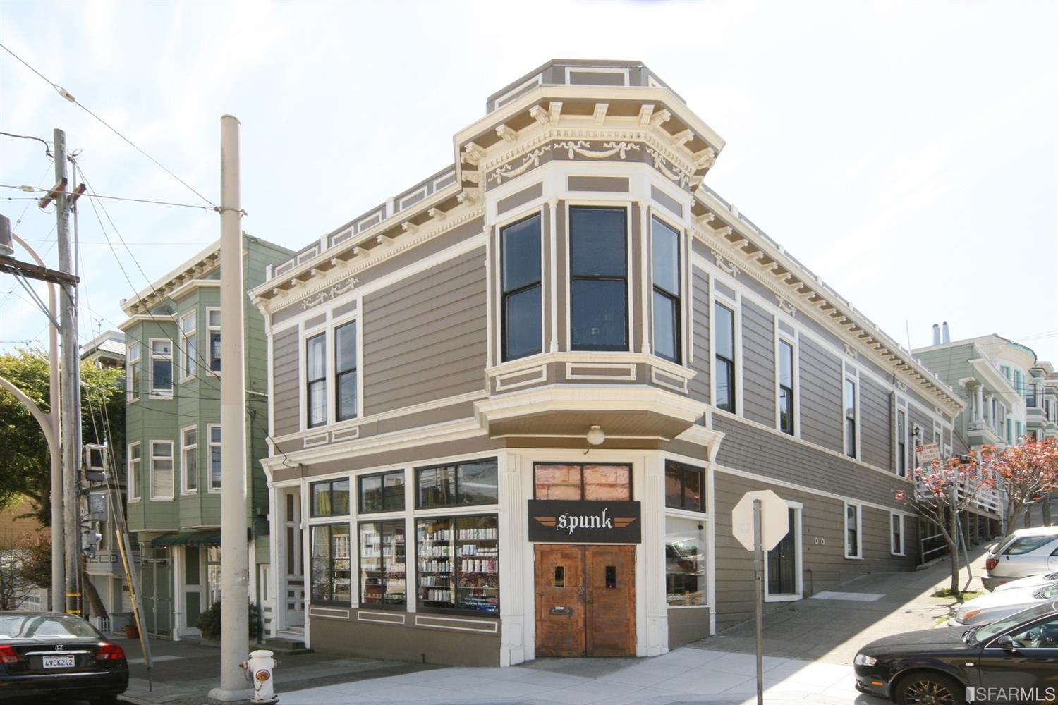 3550 Market Street Unit: 102