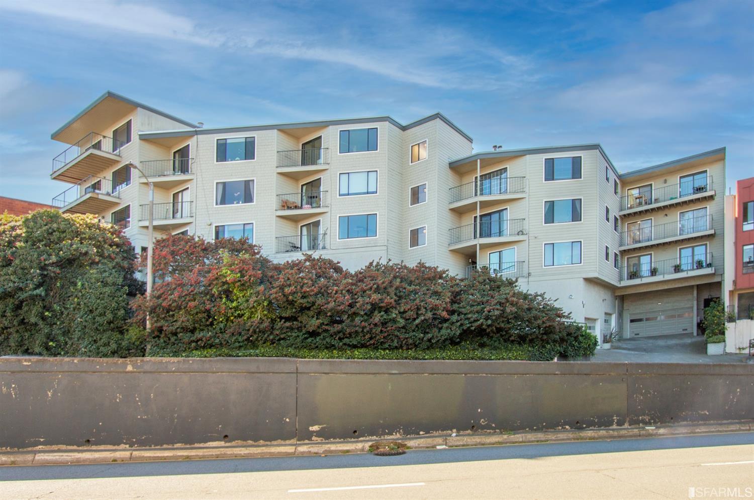 3550 Market Street Unit: 102