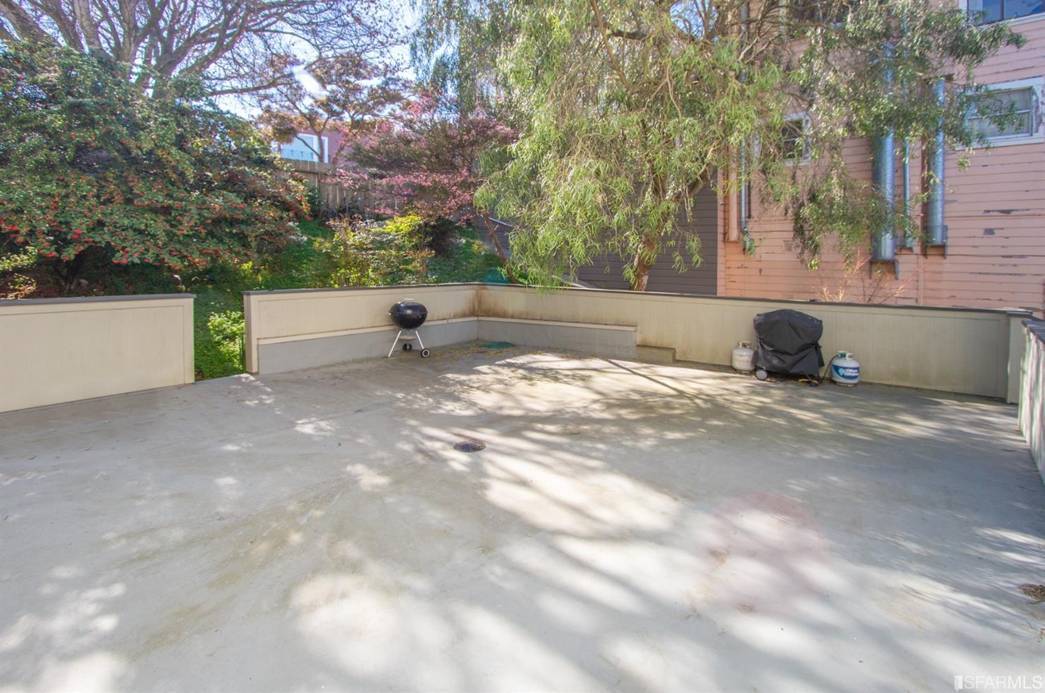 3550 Market Street Unit: 102