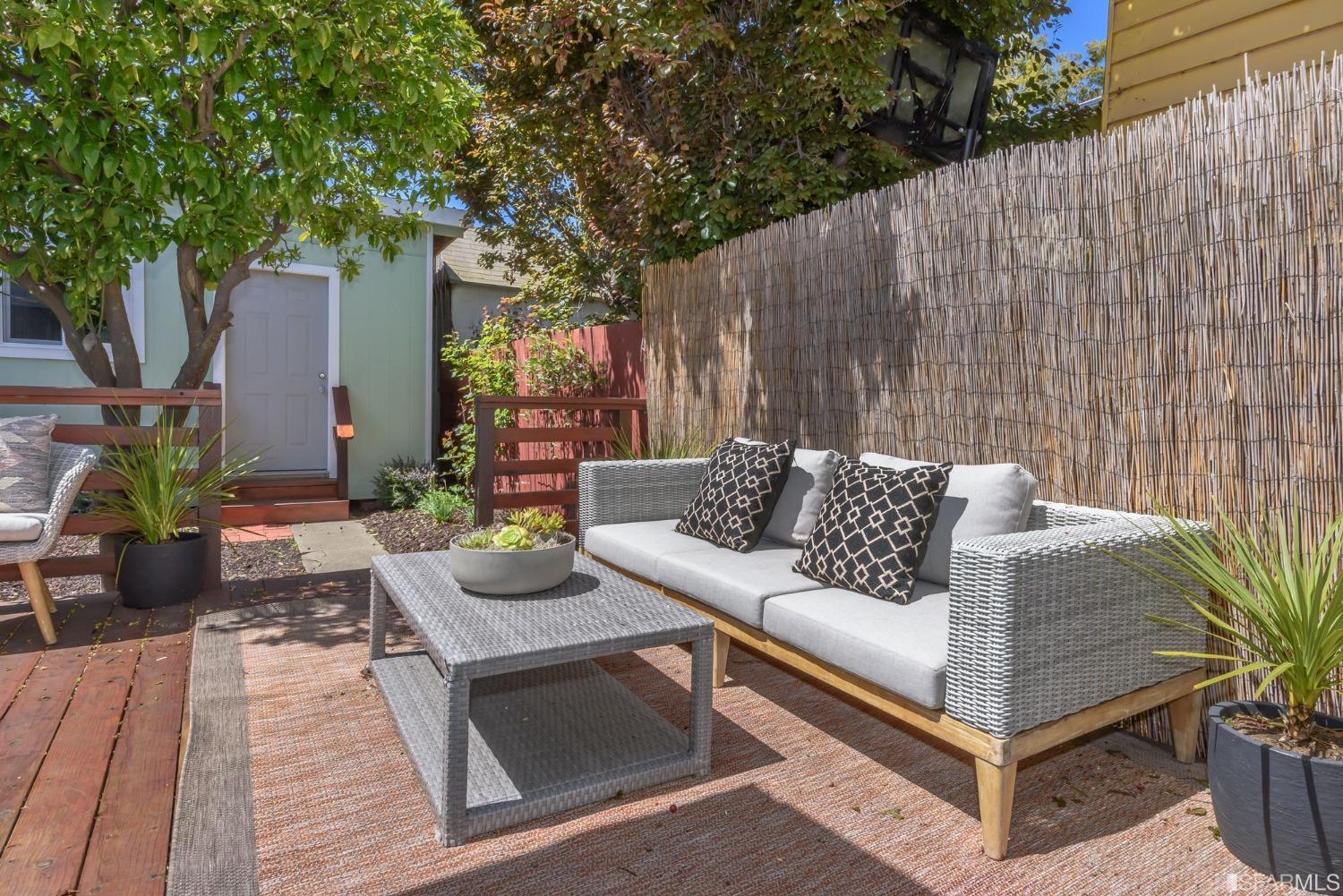 917 Green Avenue