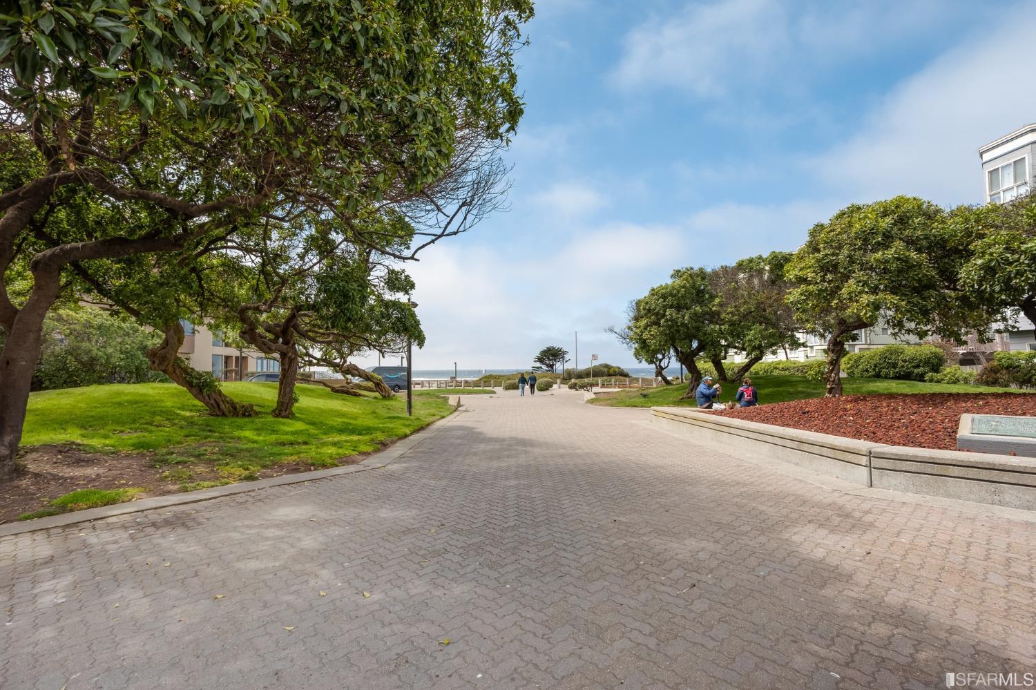 825 La Playa Street Unit: 424