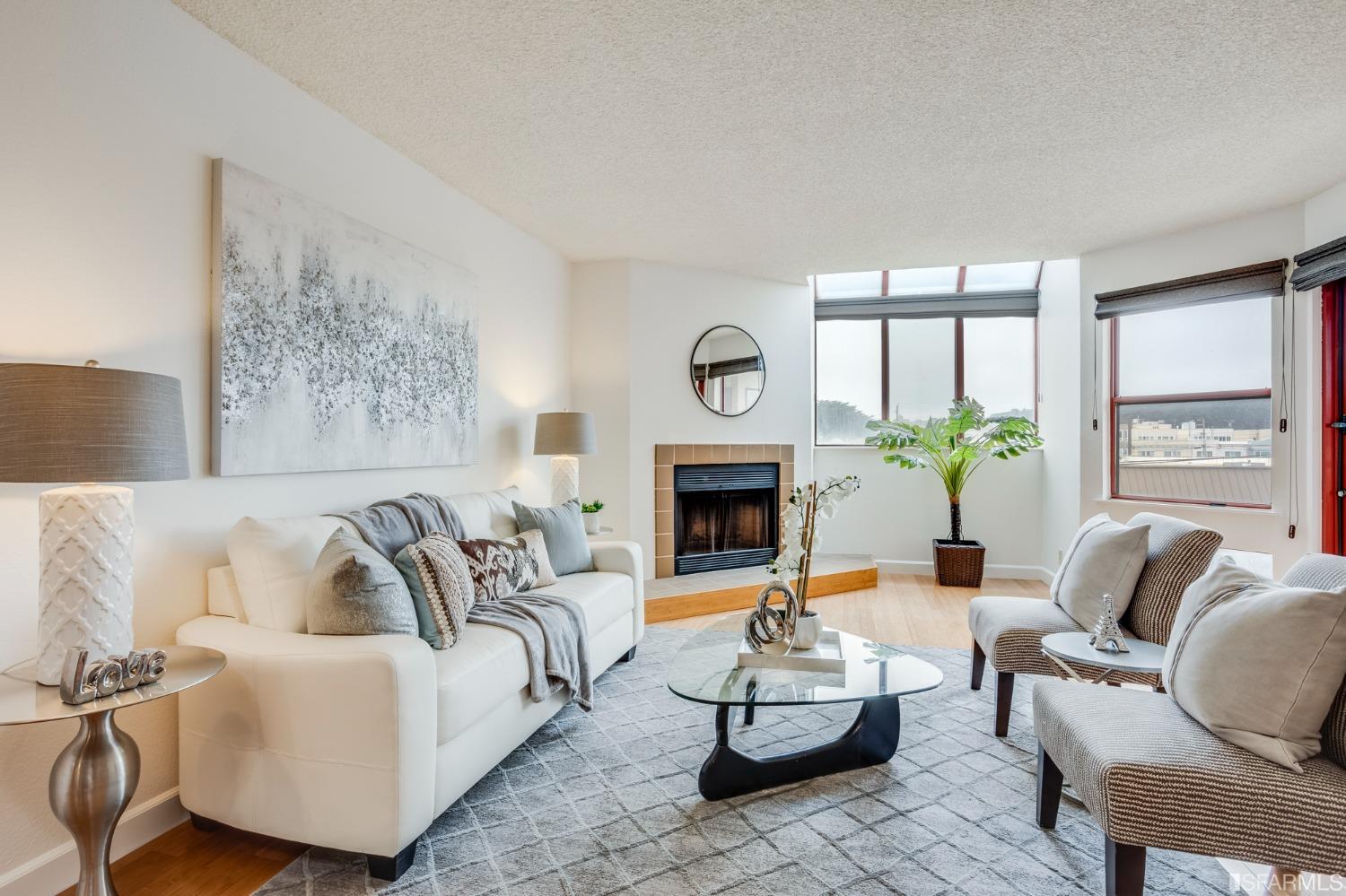 825 La Playa Street Unit: 424