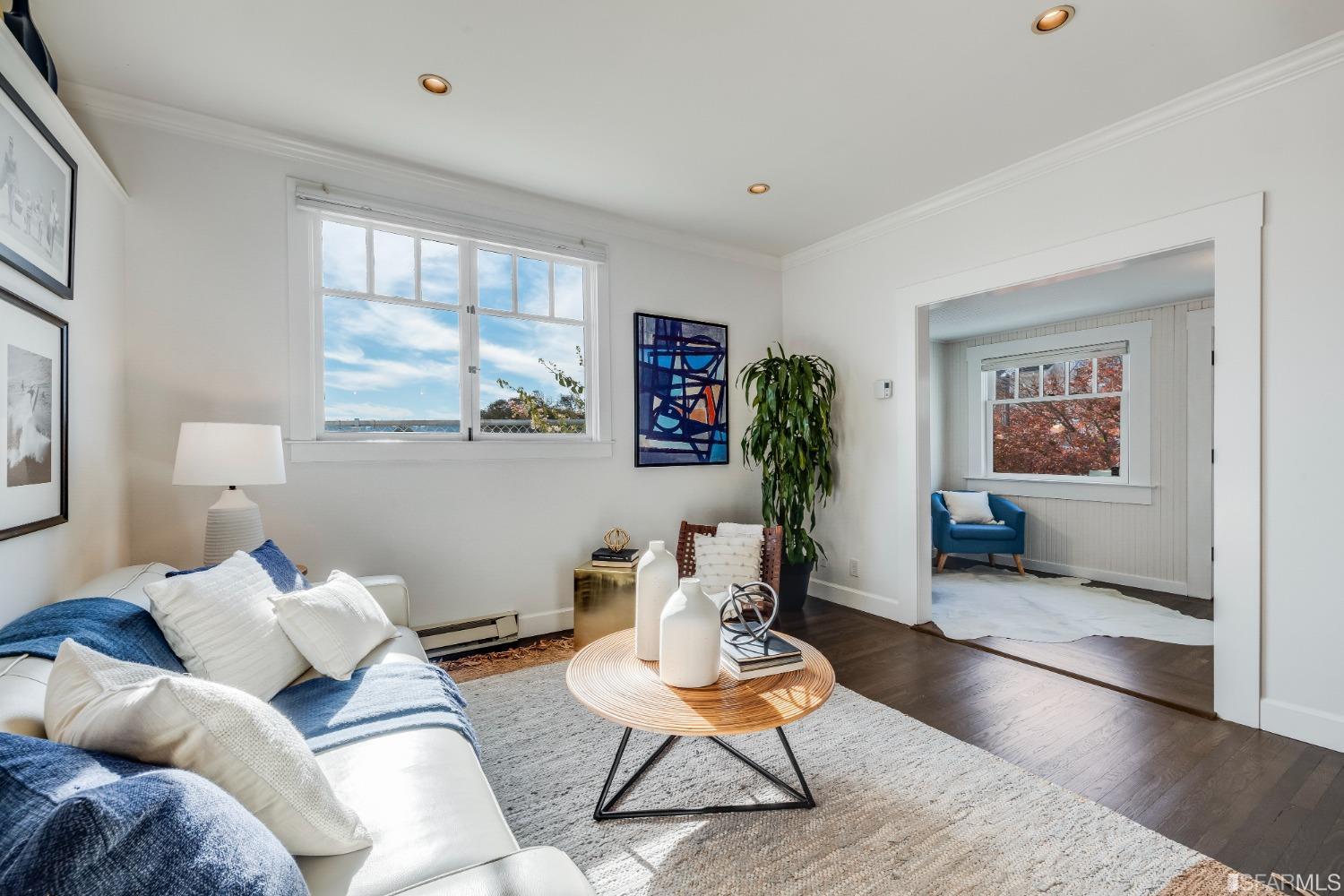 3905 Folsom Street
