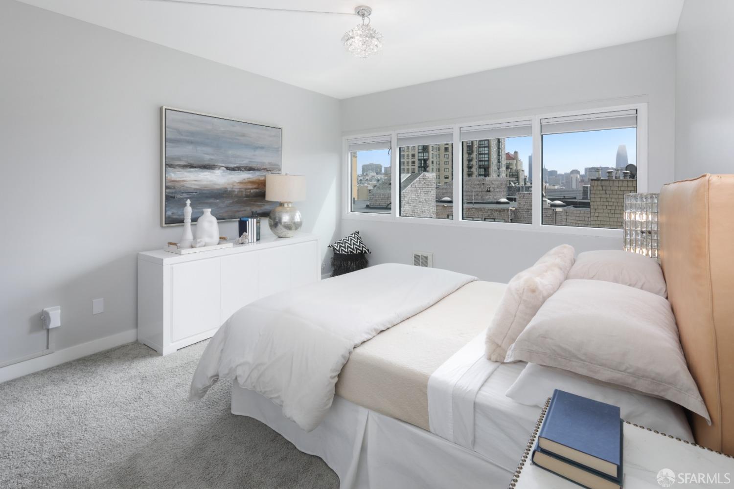 1388 Gough Street # 607