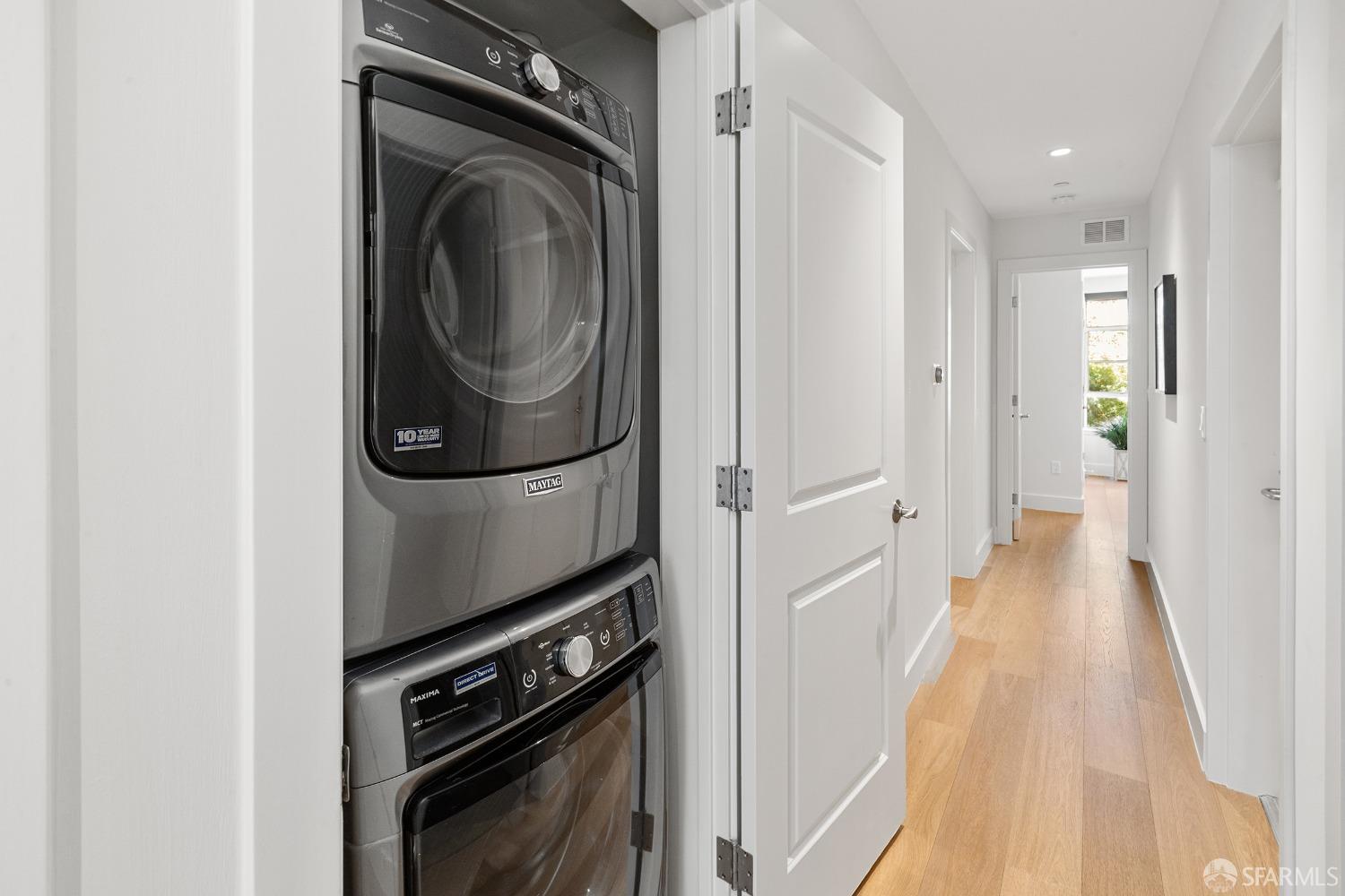 850 Corbett Avenue # 3