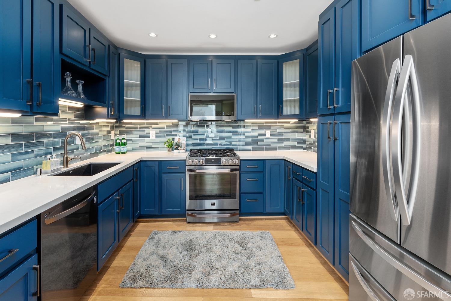 850 Corbett Avenue # 3