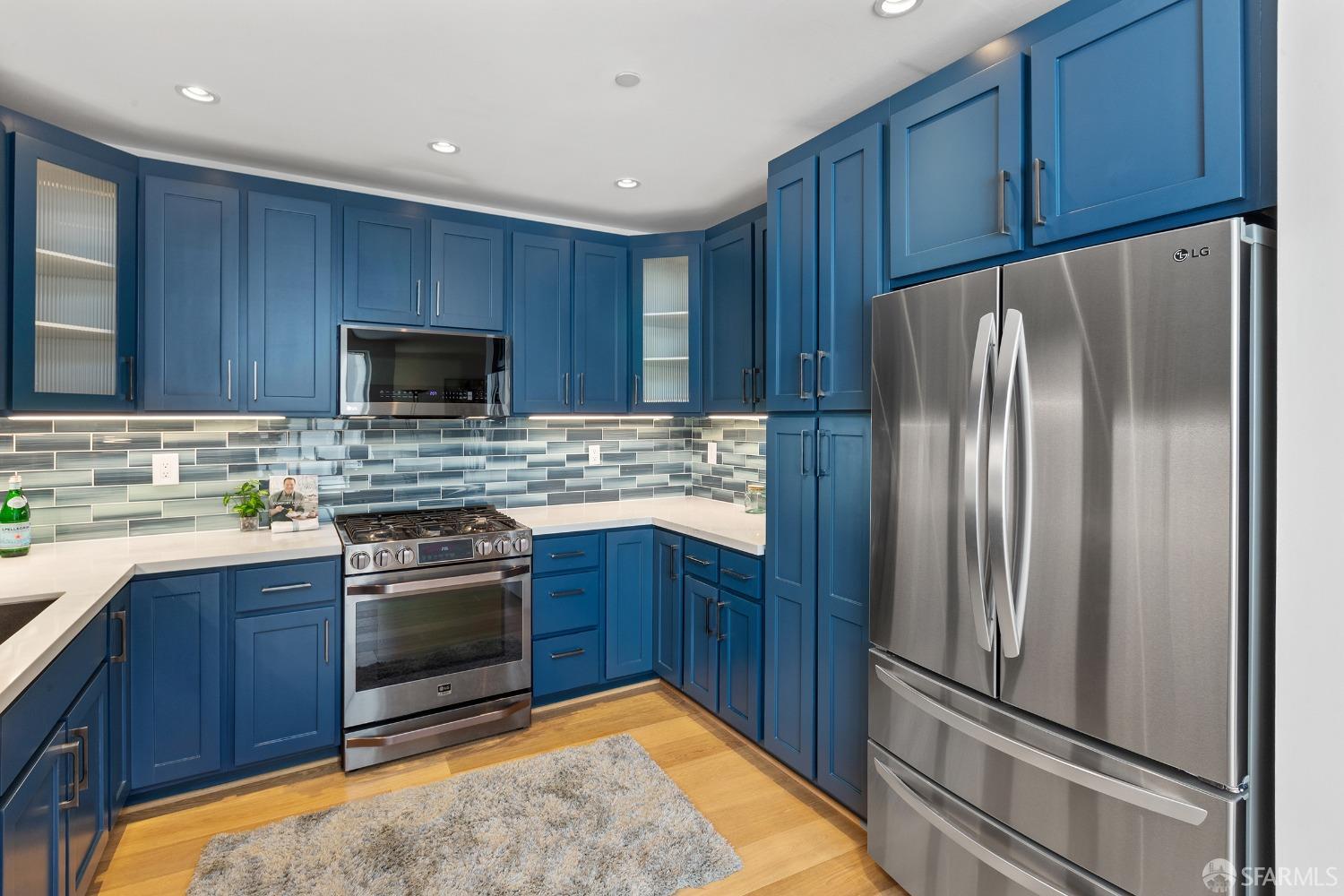 850 Corbett Avenue # 3