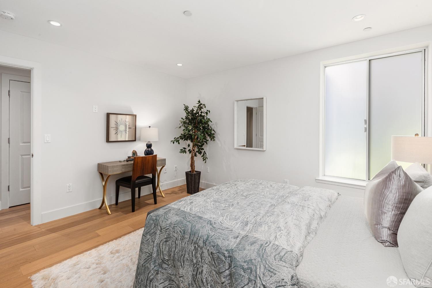 850 Corbett Avenue # 3