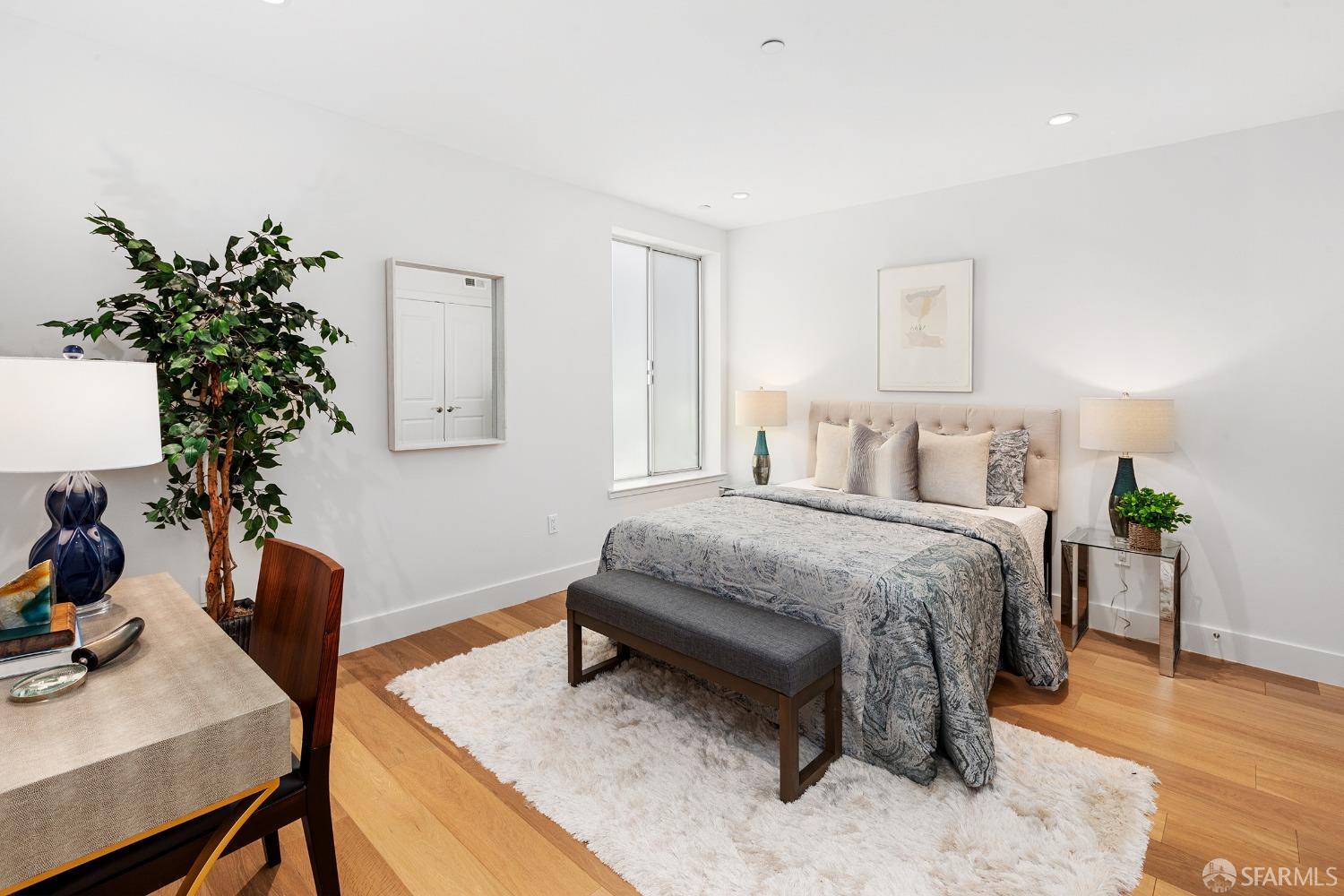 850 Corbett Avenue # 3